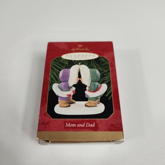 HALLMARK KEEPSAKE‎ ORNAMENT Mom and Dad 1999 - Picture 1 of 6